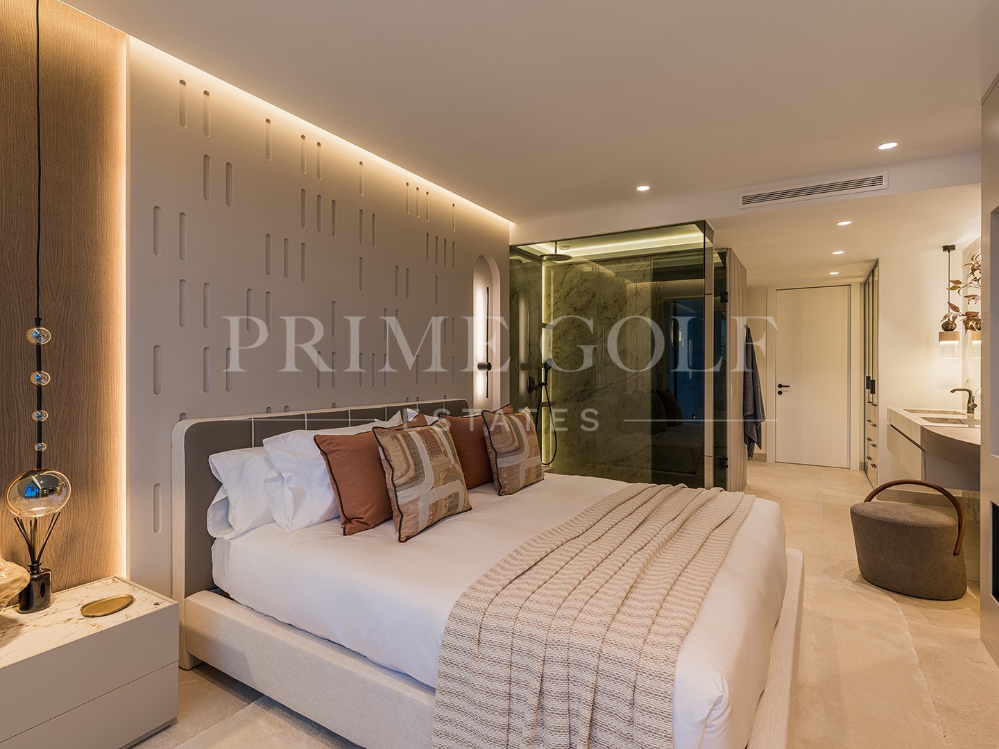 3 bed Apartment For Sale in Estepona, Malaga - thumb 5