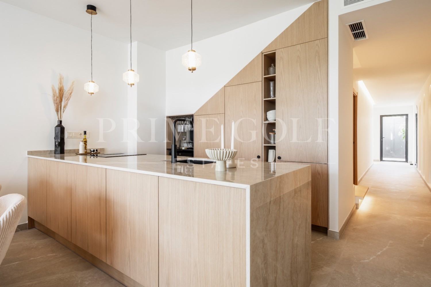 4 bed Townhouse For Sale in Nueva Andalucia, Malaga - thumb 12