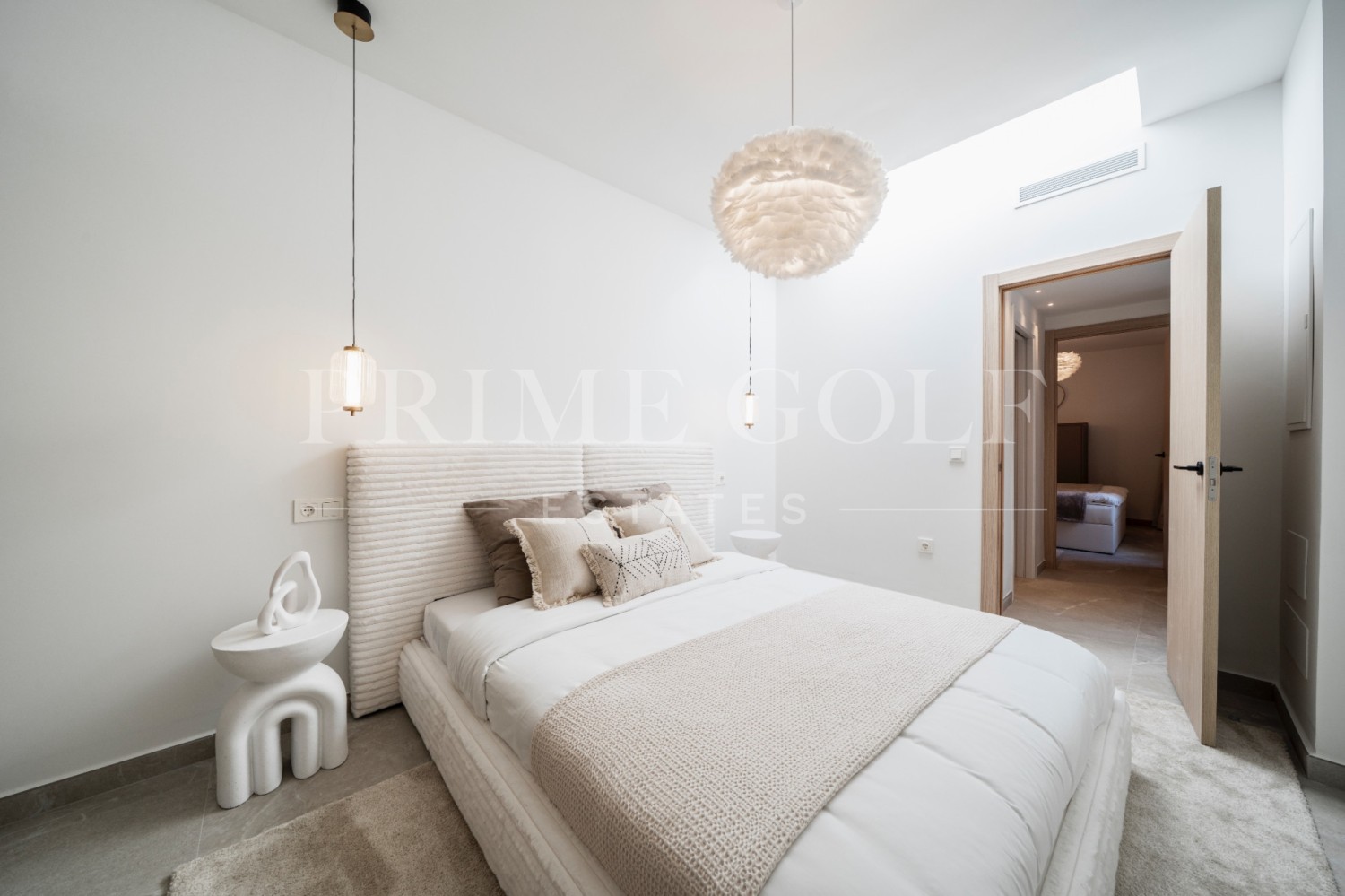 4 bed Townhouse For Sale in Nueva Andalucia, Malaga - thumb 32