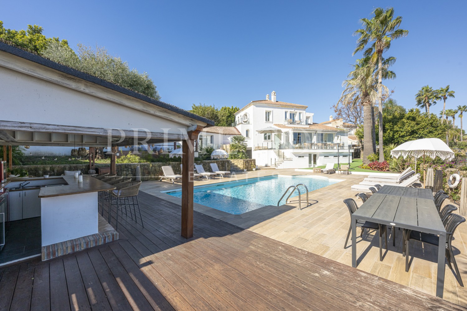 6 bed Villa For Sale in Manilva, Malaga - thumb 2