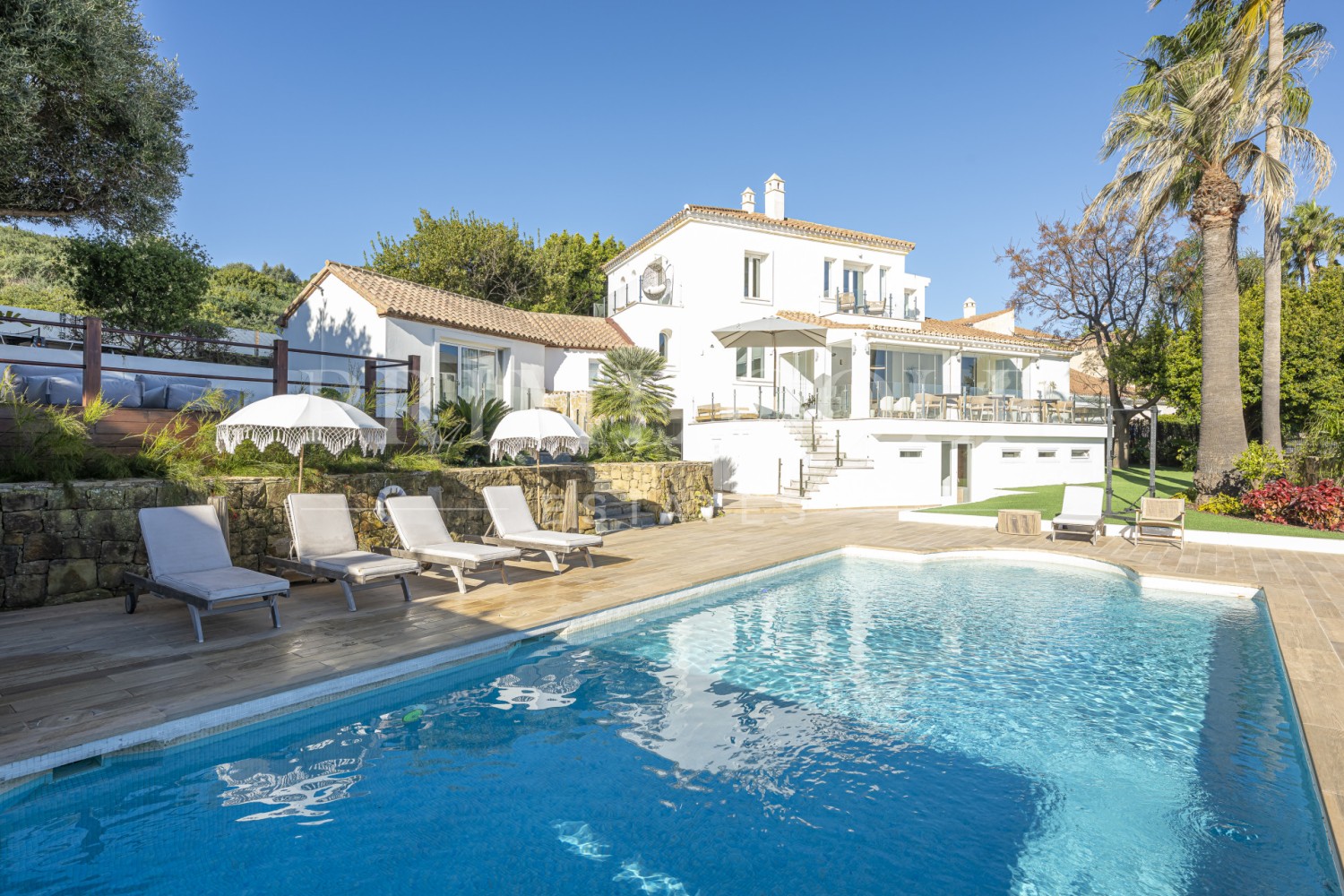 6 bed Villa For Sale in Manilva, Malaga - thumb 19