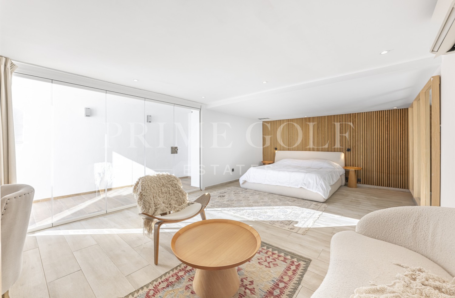 6 bed Villa For Sale in Manilva, Malaga - thumb 54