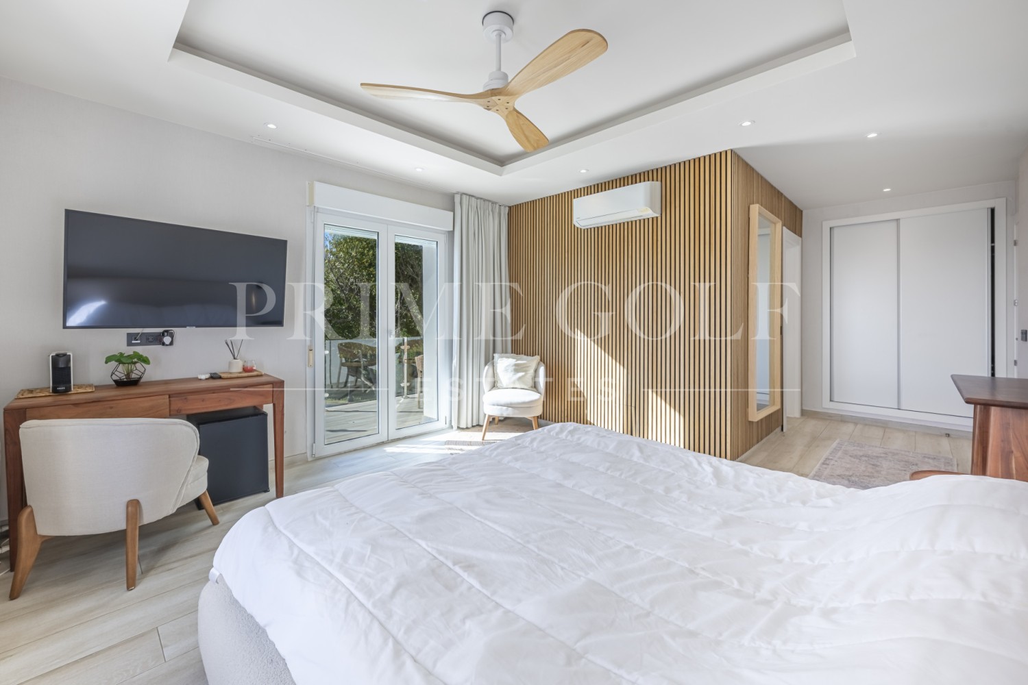 6 bed Villa For Sale in Manilva, Malaga - thumb 57