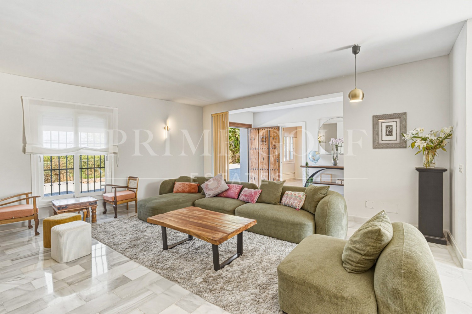 5 bed Townhouse For Sale in Estepona, Malaga - thumb 8