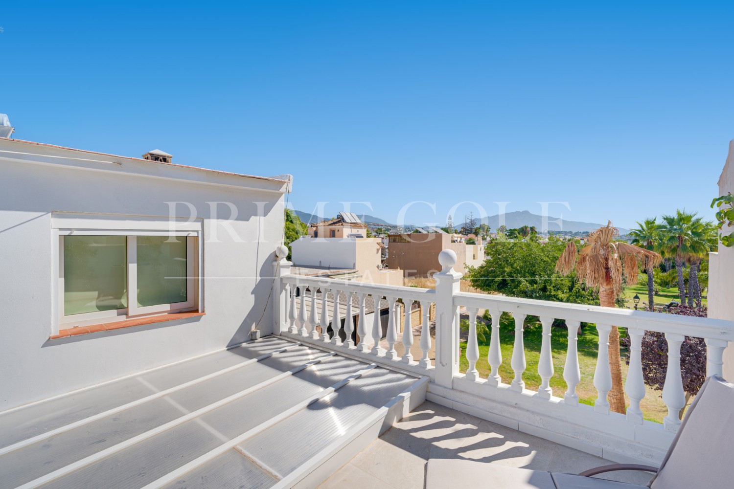 5 bed Townhouse For Sale in Estepona, Malaga - thumb 15