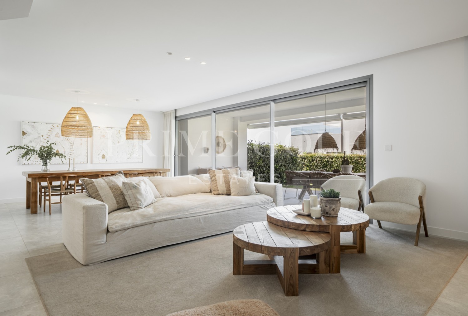 4 bed Apartment For Sale in Marbella, Malaga - thumb 2