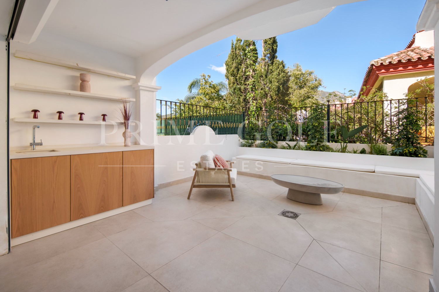 3 bed Townhouse For Sale in Marbella Golden Mile, Malaga - thumb 8