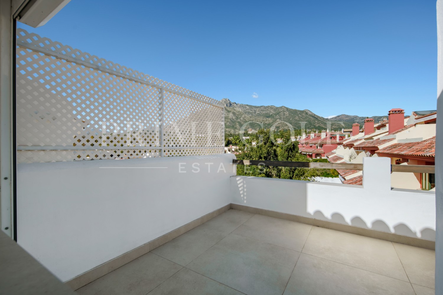 3 bed Townhouse For Sale in Marbella Golden Mile, Malaga - thumb 22