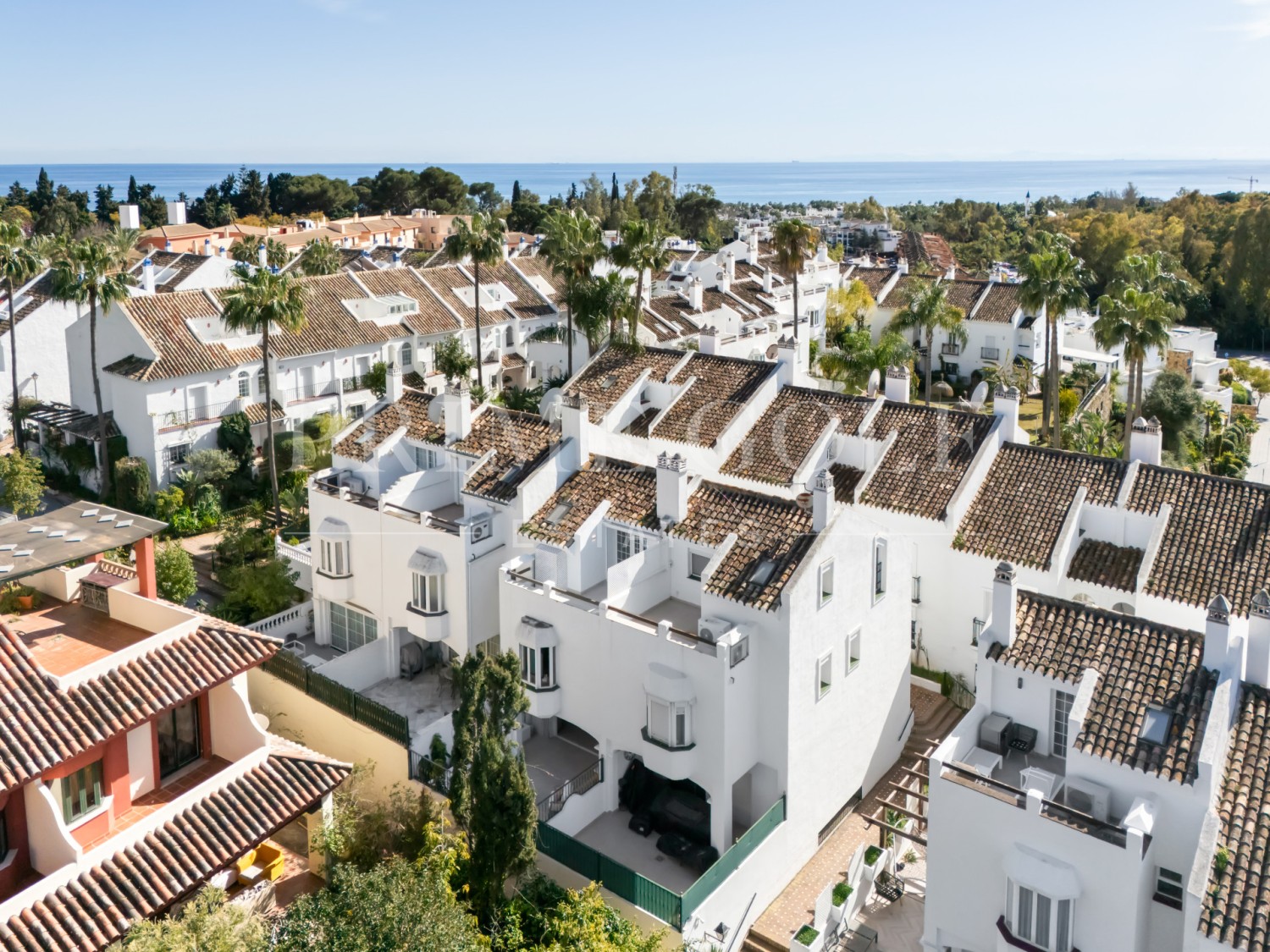 3 bed Townhouse For Sale in Marbella Golden Mile, Malaga - thumb 23