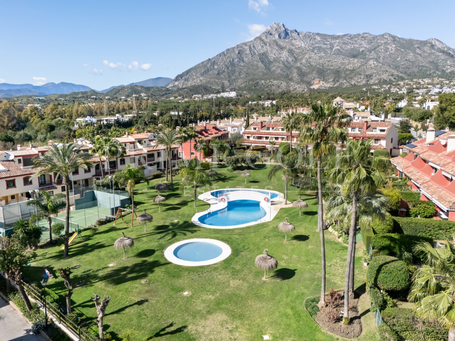 3 bed Townhouse For Sale in Marbella Golden Mile, Malaga - thumb 26