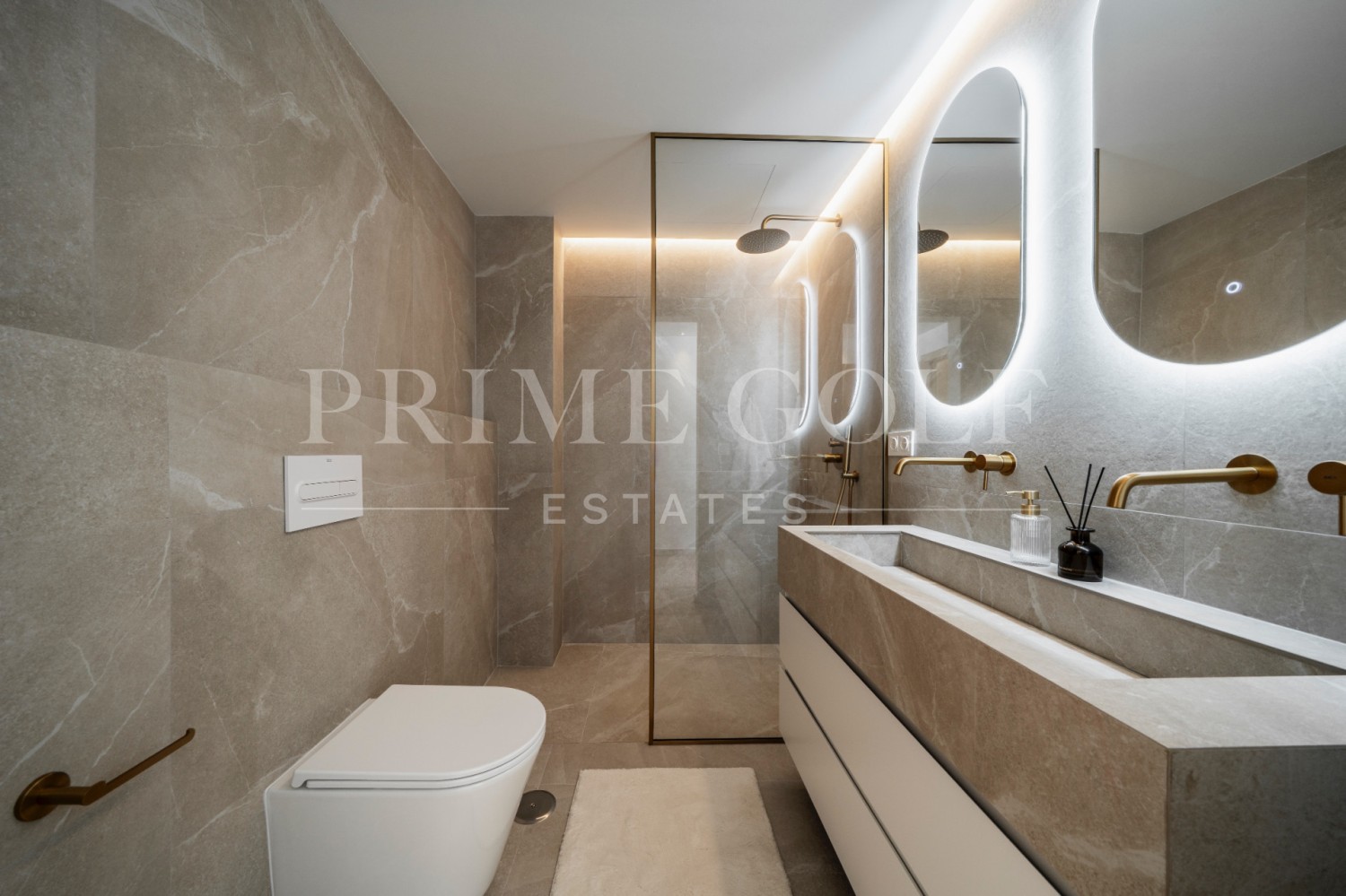4 bed Townhouse For Sale in Nueva Andalucia, Malaga - thumb 21