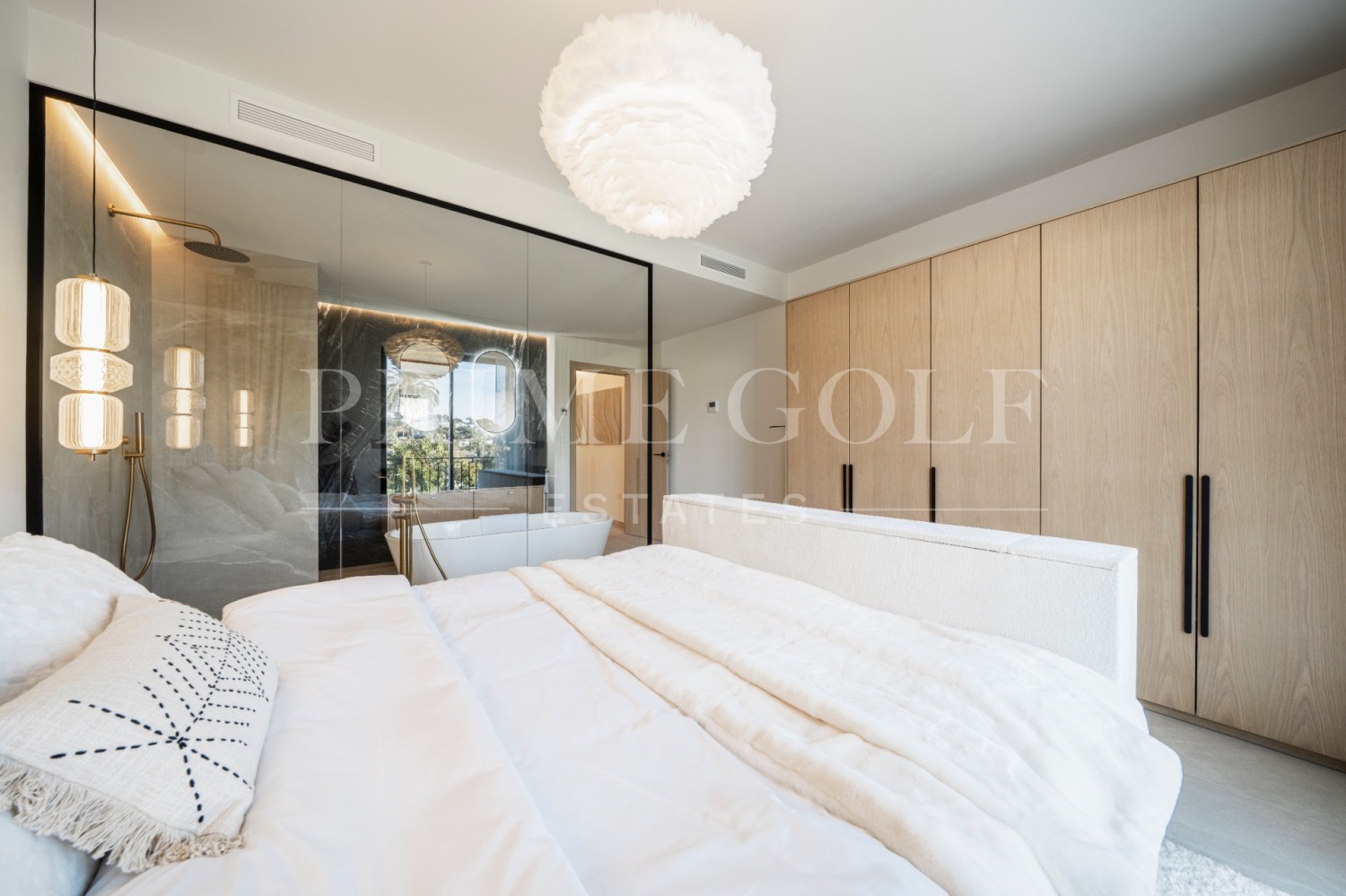 4 bed Townhouse For Sale in Nueva Andalucia, Malaga - thumb 26