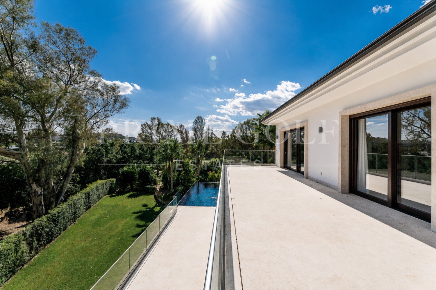 5 bed Villa For Sale in Nueva Andalucia, Malaga - thumb 4