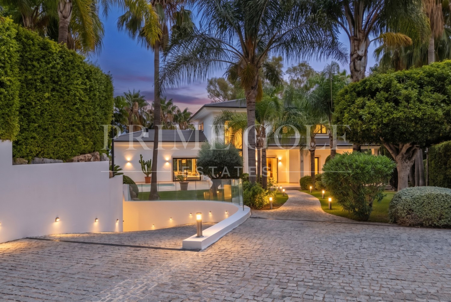 5 bed Villa For Sale in Nueva Andalucia, Malaga - thumb 45