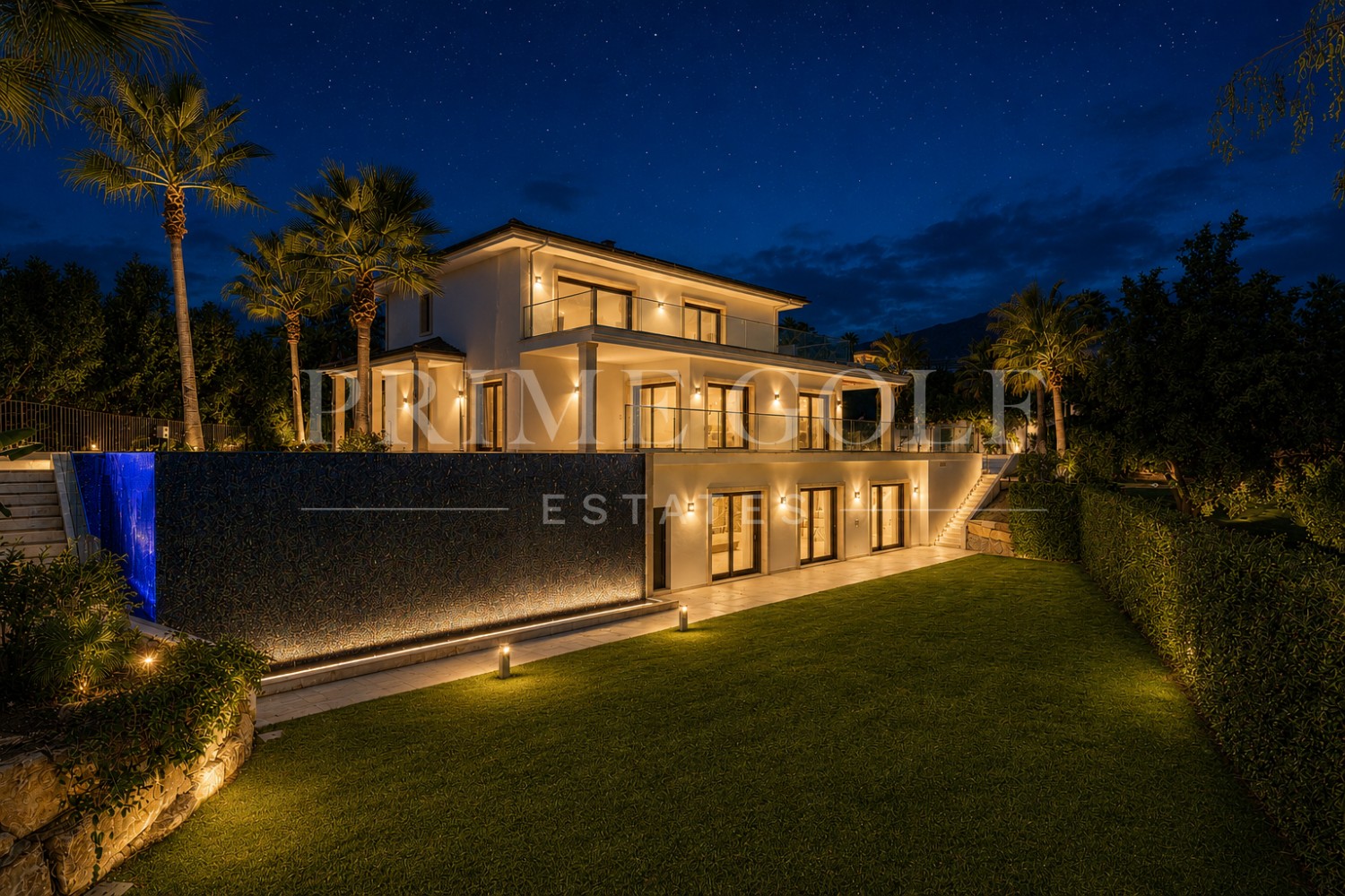 5 bed Villa For Sale in Nueva Andalucia, Malaga - thumb 47