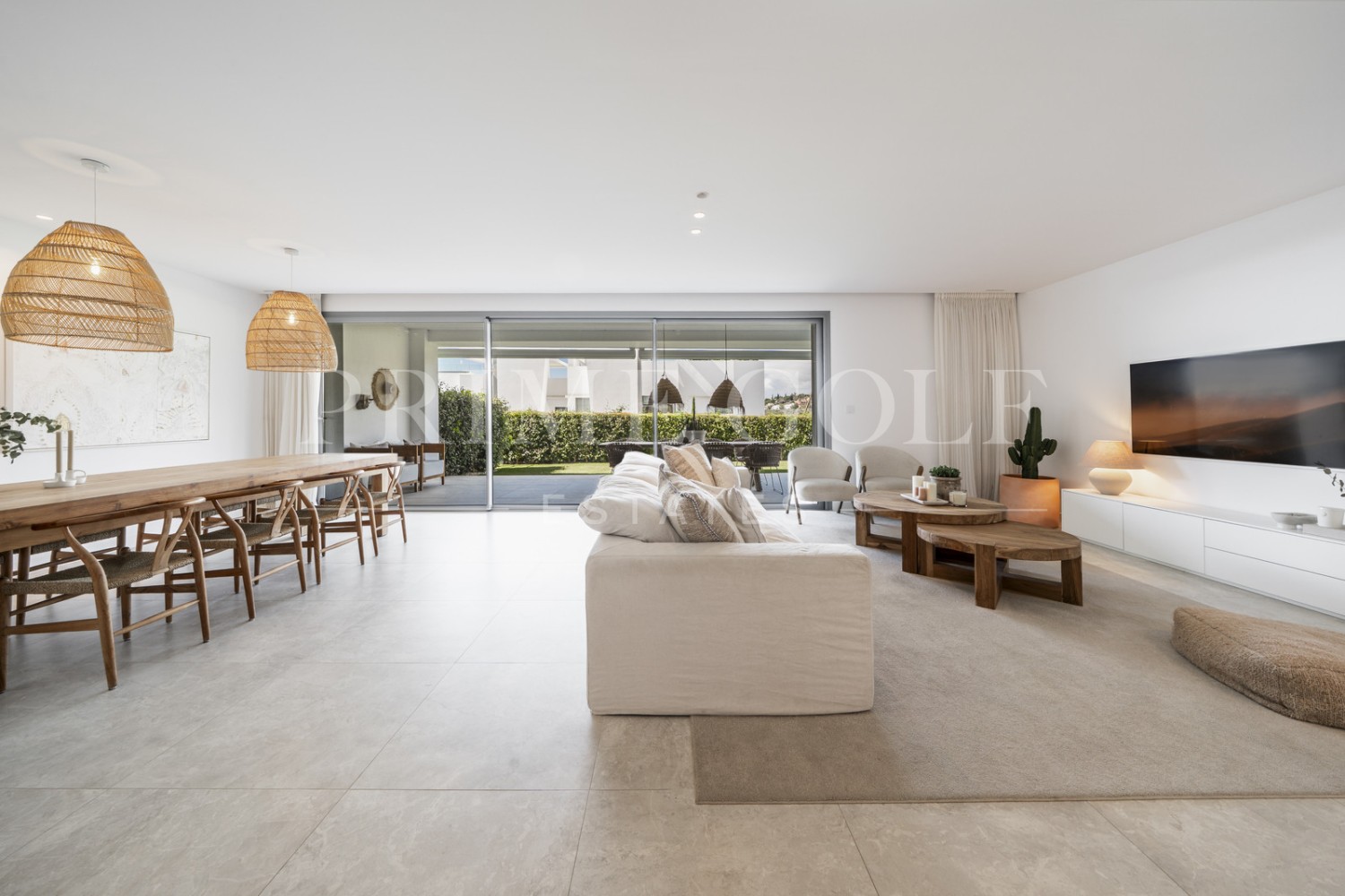 4 bed Apartment For Sale in Marbella, Malaga - thumb 3