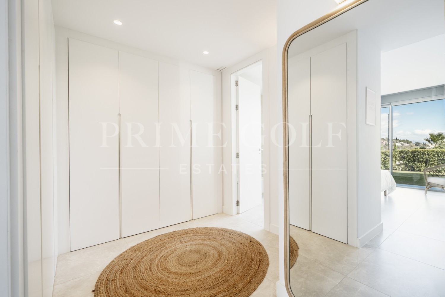 4 bed Apartment For Sale in Marbella, Malaga - thumb 24