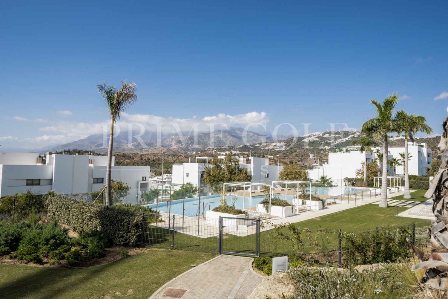 4 bed Apartment For Sale in Marbella, Malaga - thumb 44