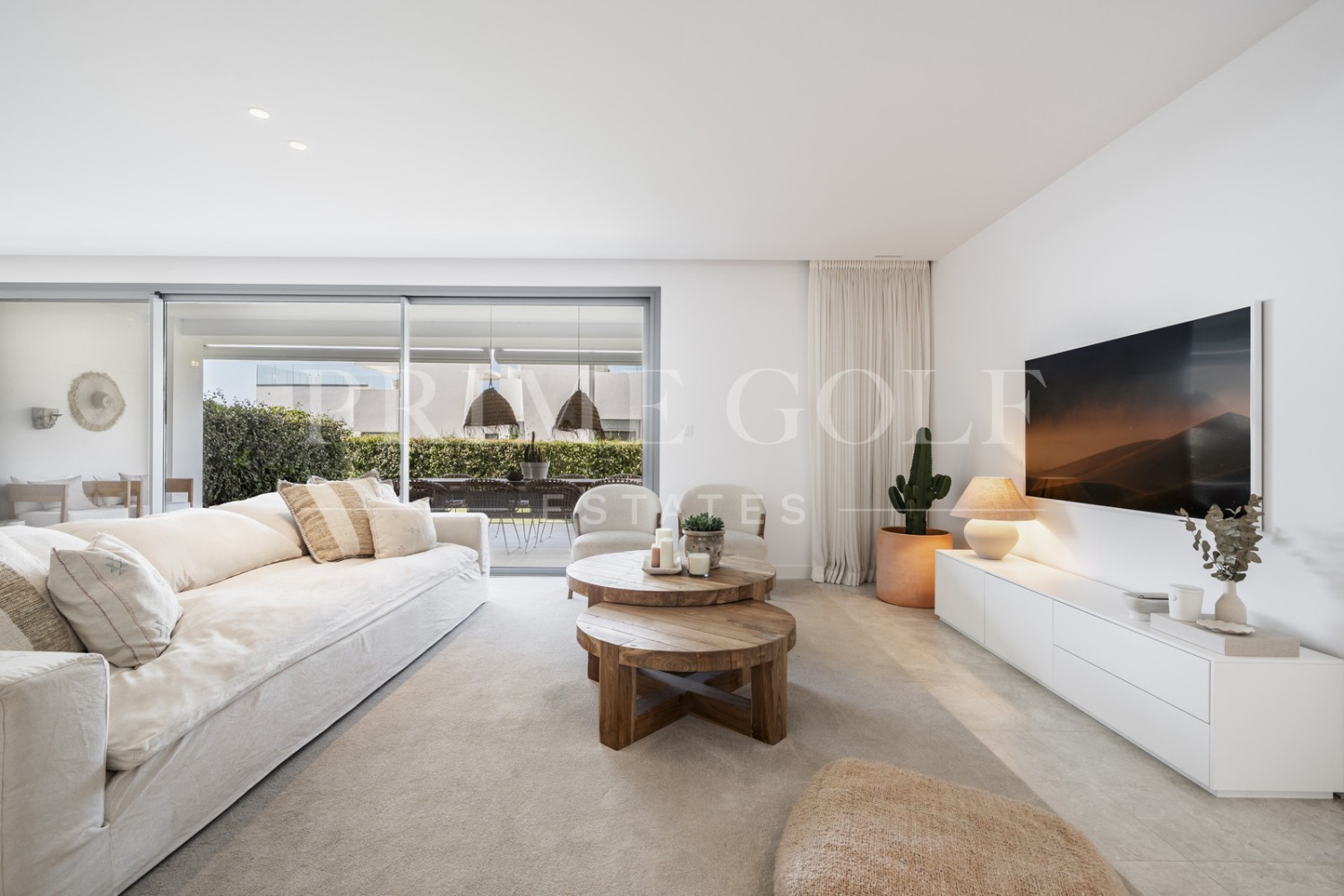 4 bed Apartment For Sale in Marbella, Malaga - thumb 4