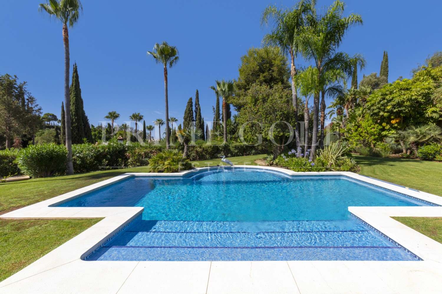 5 bed Villa For Sale in Benahavis, Malaga - thumb 53