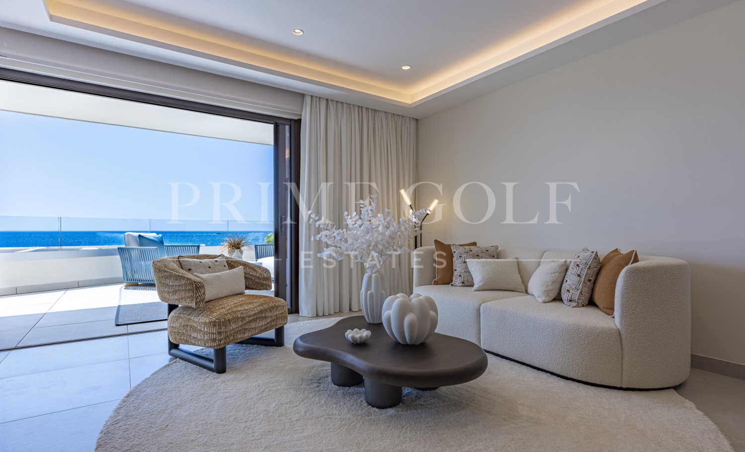 2 bed Apartment For Sale in Estepona, Malaga - thumb 5