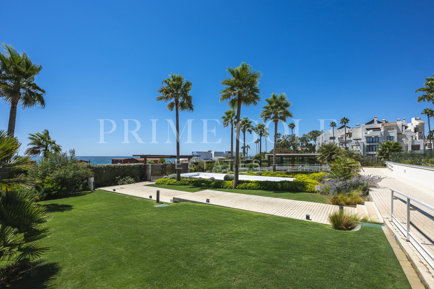 2 bed Apartment For Sale in Estepona, Malaga - thumb 24