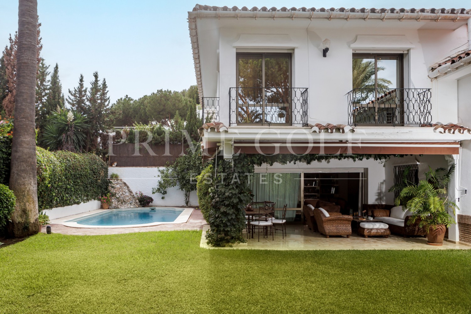 5 bed Villa For Sale in Marbella East, Malaga - thumb 3