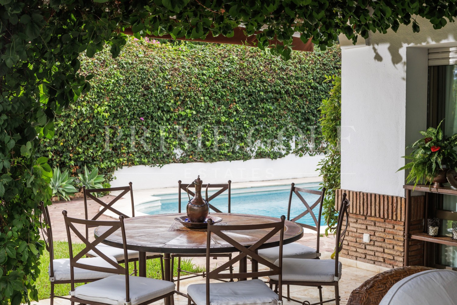 5 bed Villa For Sale in Marbella East, Malaga - thumb 11