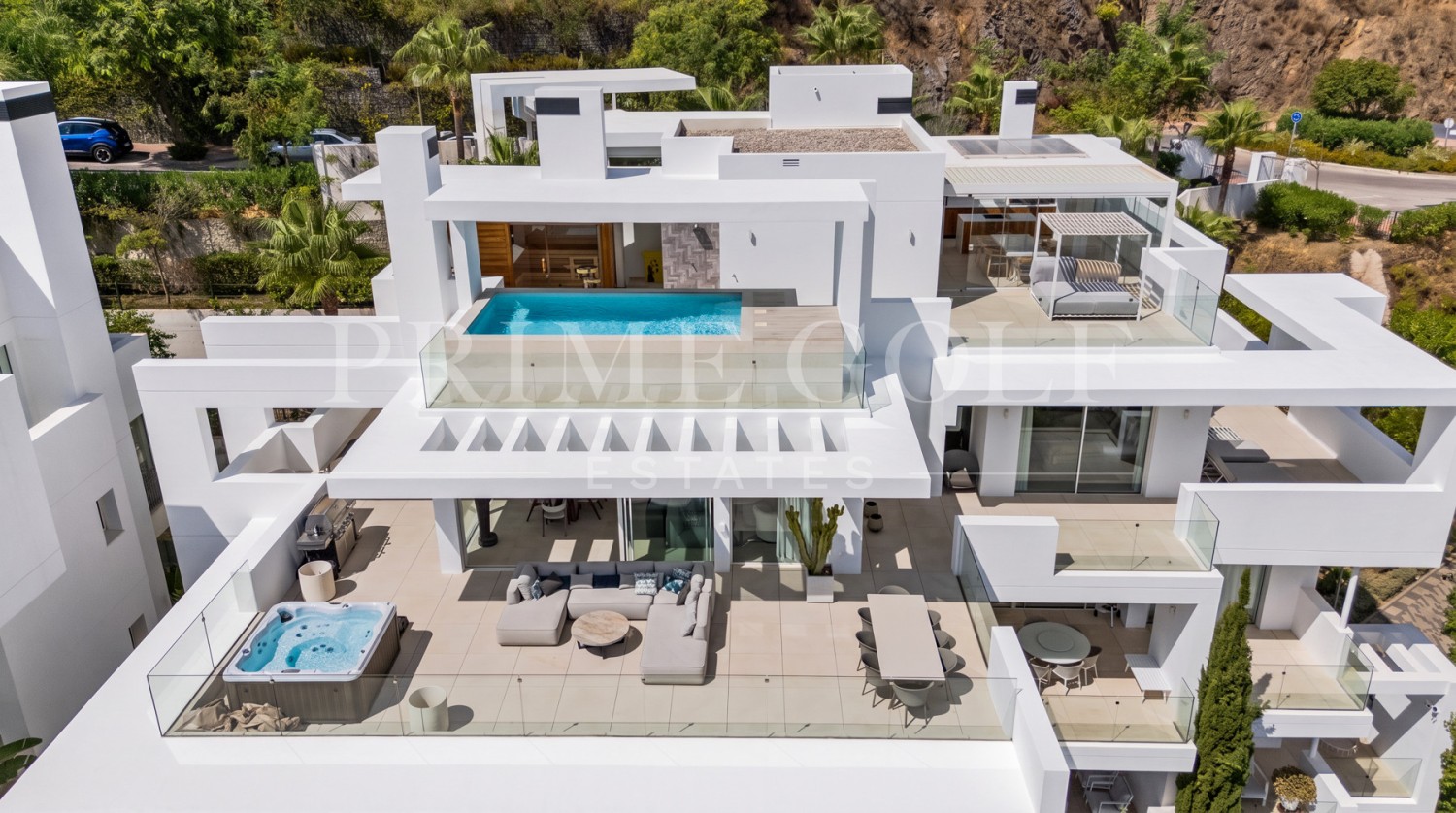 3 bed Penthouse For Sale in Ojen, Malaga - thumb 1