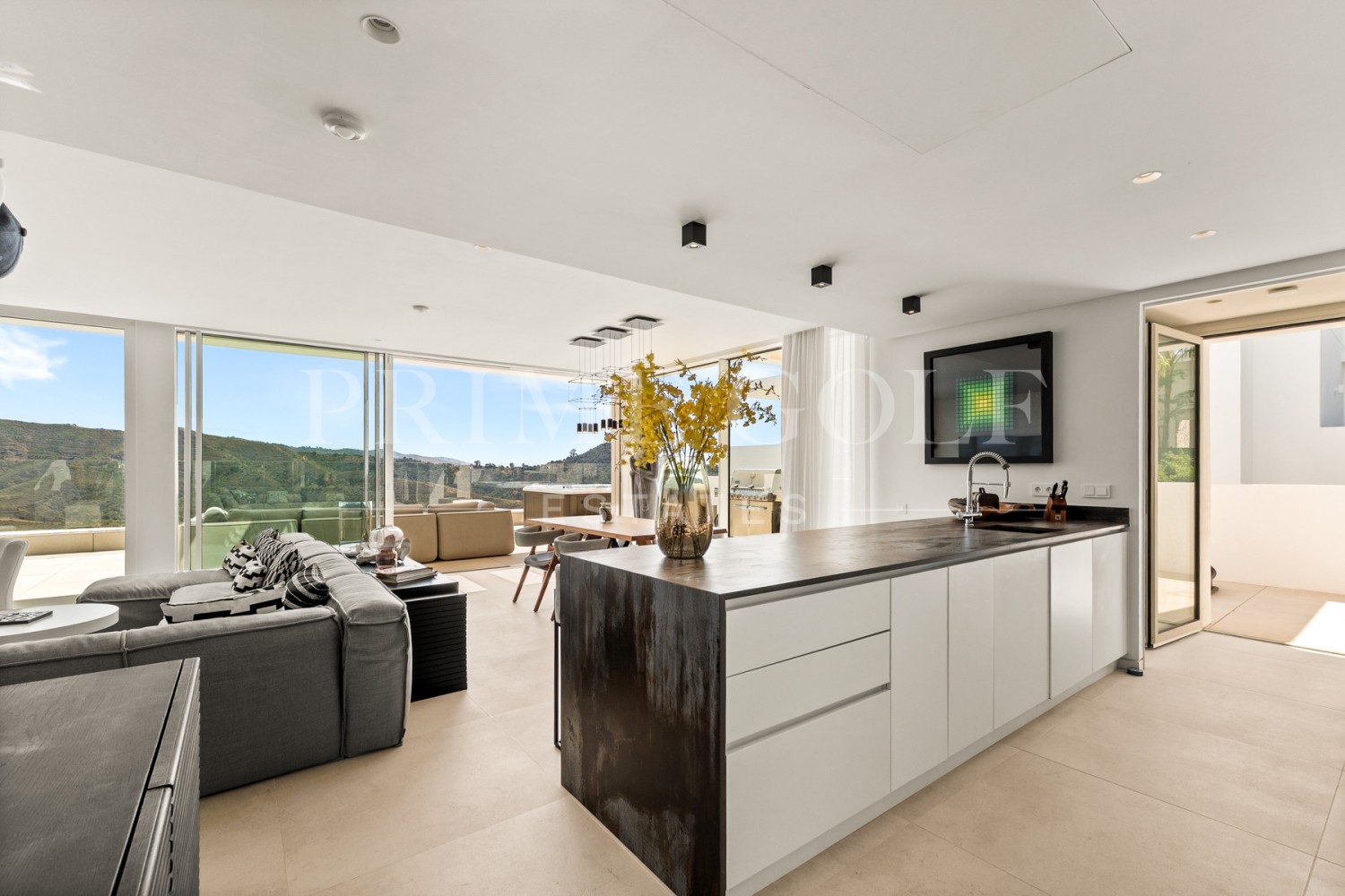 3 bed Penthouse For Sale in Ojen, Malaga - thumb 8