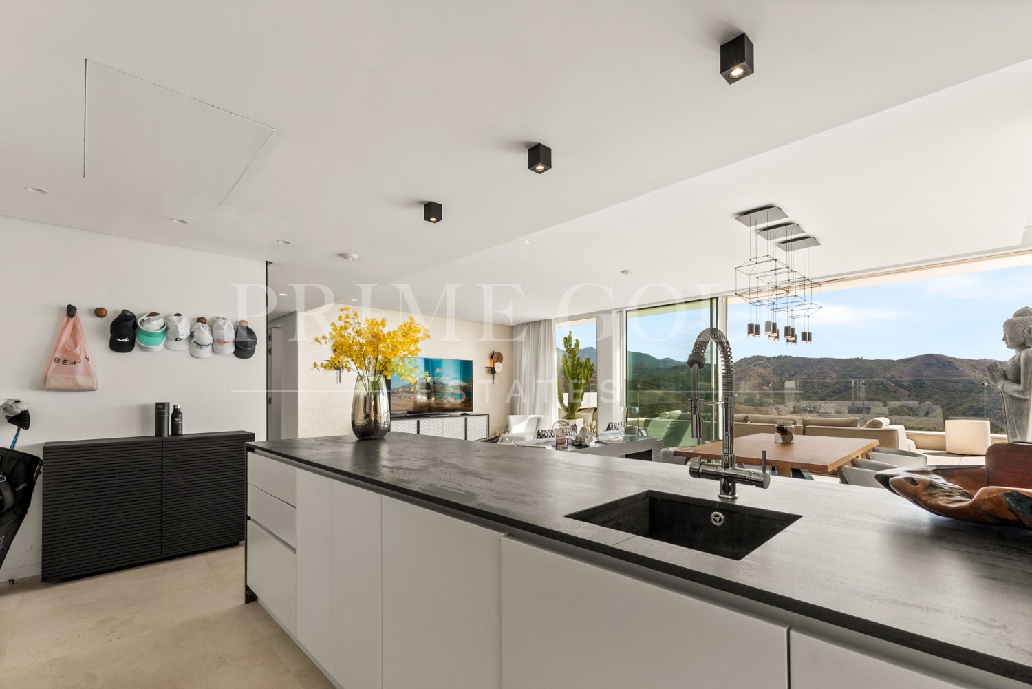 3 bed Penthouse For Sale in Ojen, Malaga - thumb 12