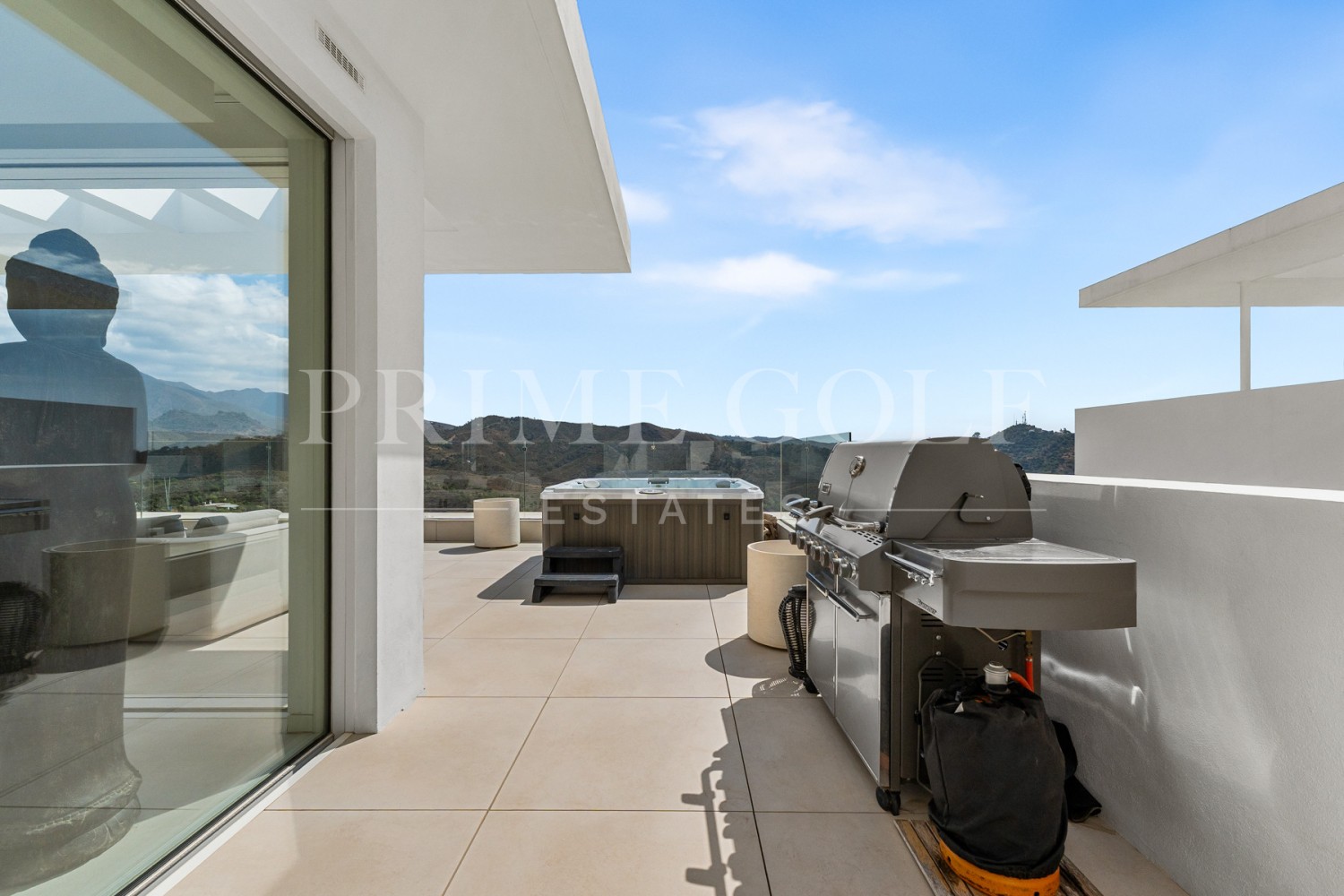 3 bed Penthouse For Sale in Ojen, Malaga - thumb 26