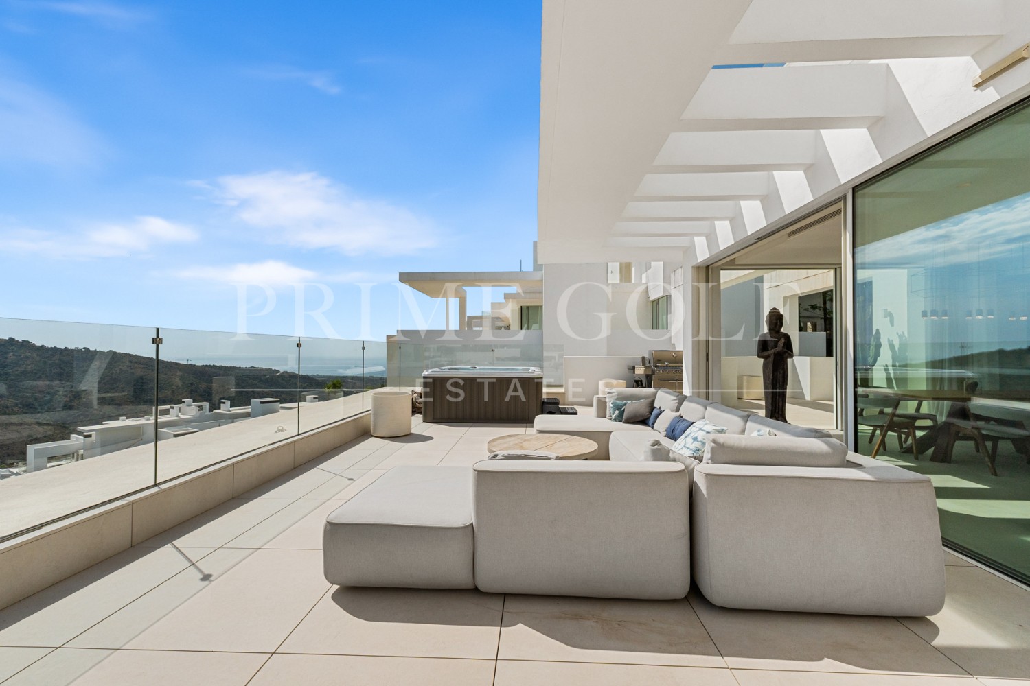 3 bed Penthouse For Sale in Ojen, Malaga - thumb 32