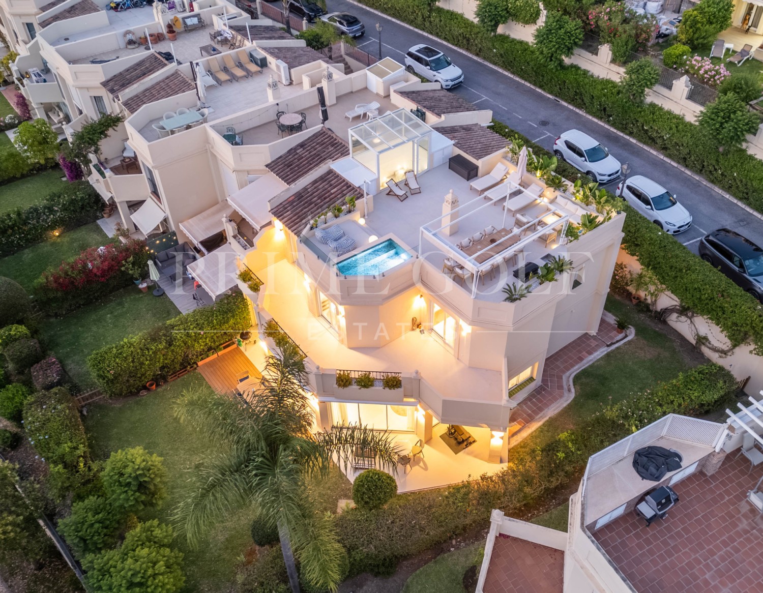 4 bed Townhouse For Sale in Benahavis, Malaga - thumb 2