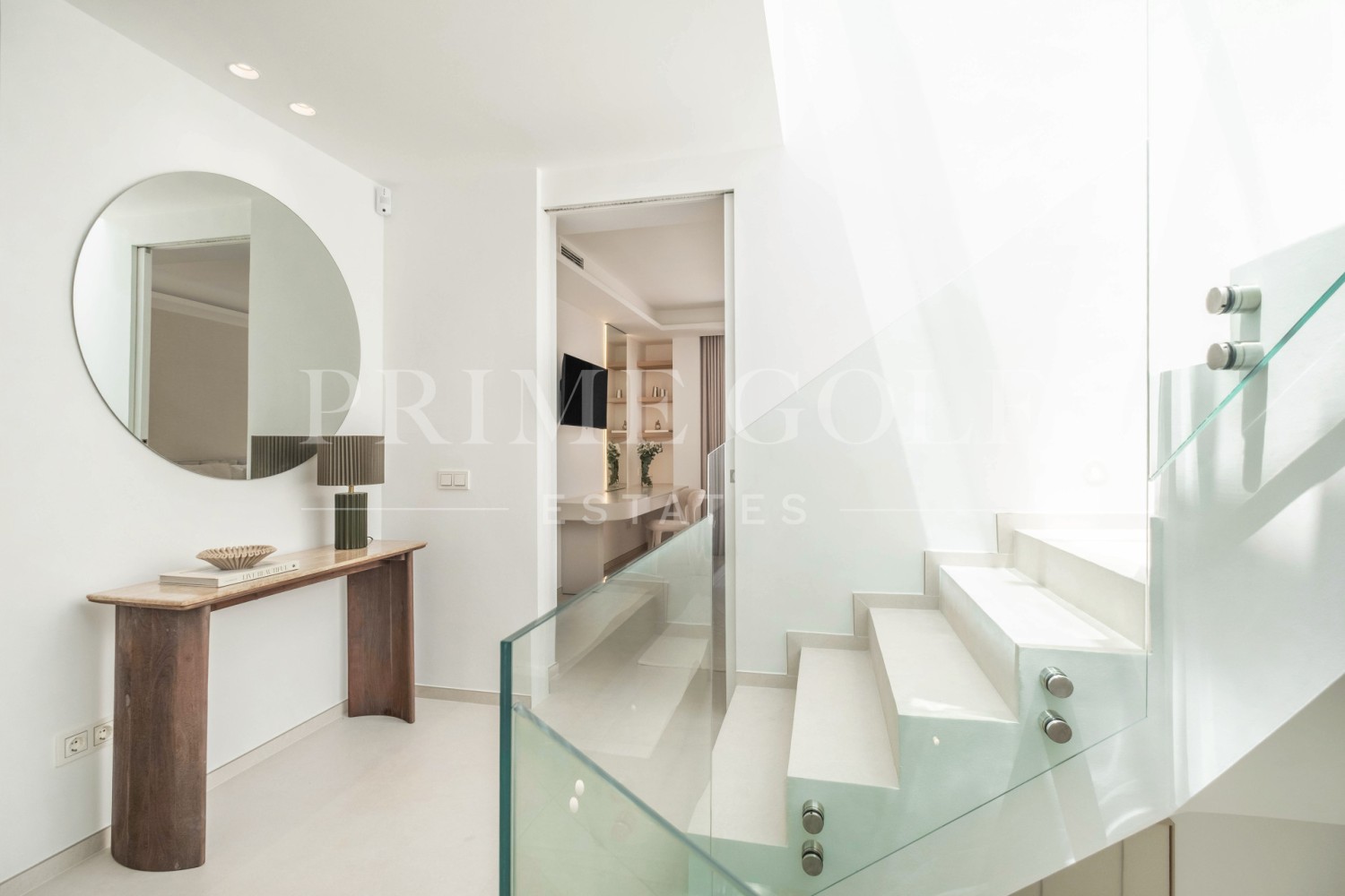 4 bed Townhouse For Sale in Benahavis, Malaga - thumb 23