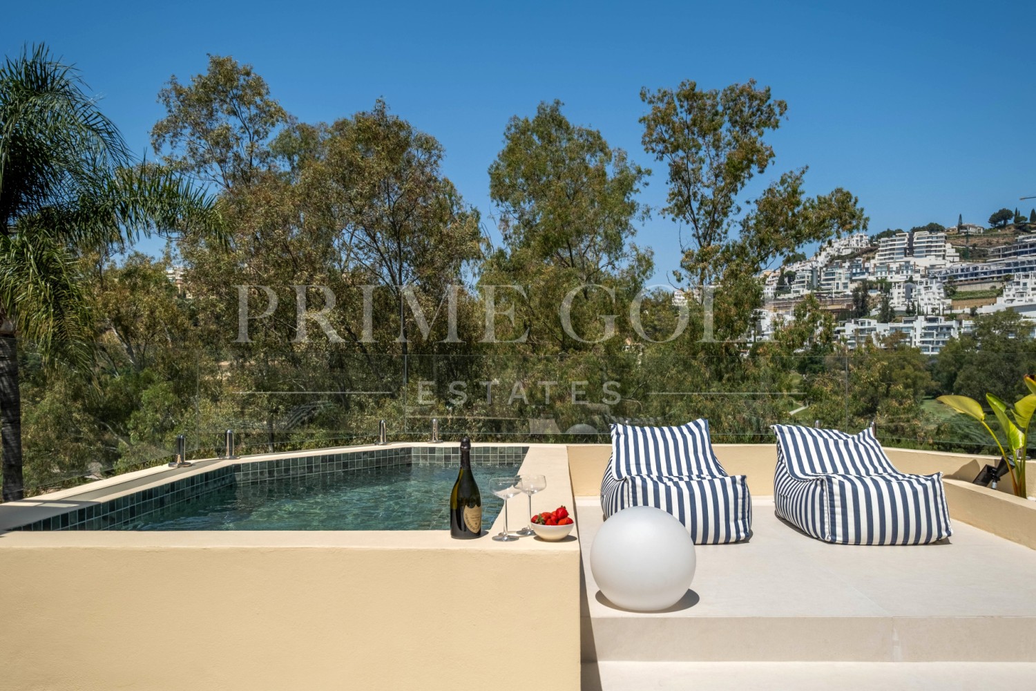 4 bed Townhouse For Sale in Benahavis, Malaga - thumb 40