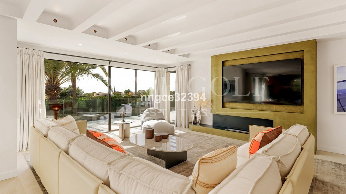 5 bed Villa For Sale in Marbella Golden Mile, Malaga - thumb 30
