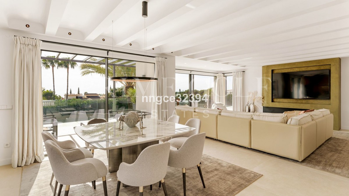 5 bed Villa For Sale in Marbella Golden Mile, Malaga - thumb 31