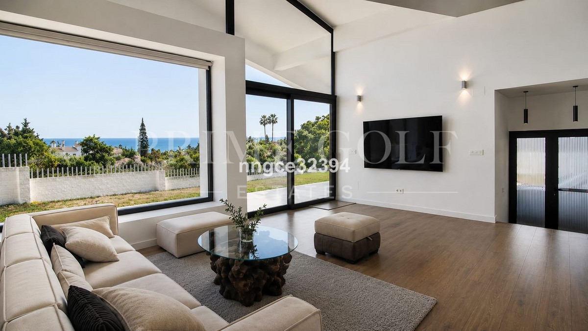 5 bed Villa For Sale in Estepona, Malaga - thumb 5