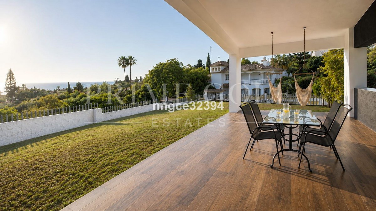 5 bed Villa For Sale in Estepona, Malaga - thumb 9