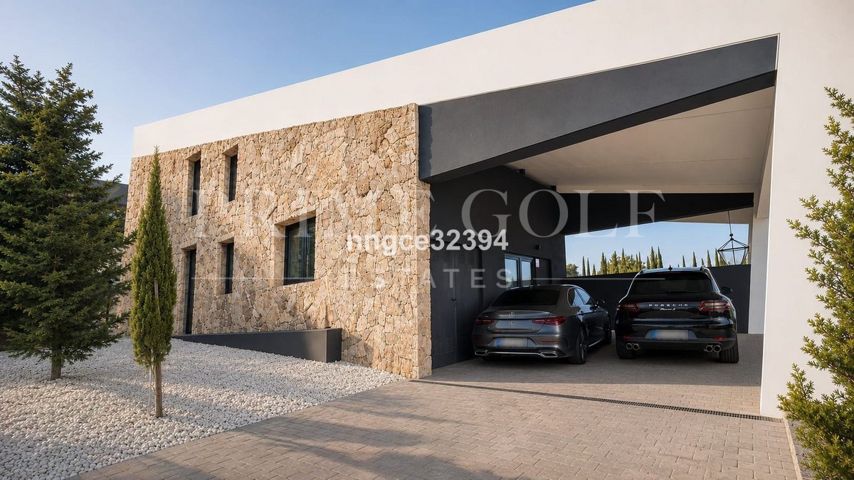 5 bed Villa For Sale in Estepona, Malaga - thumb 30