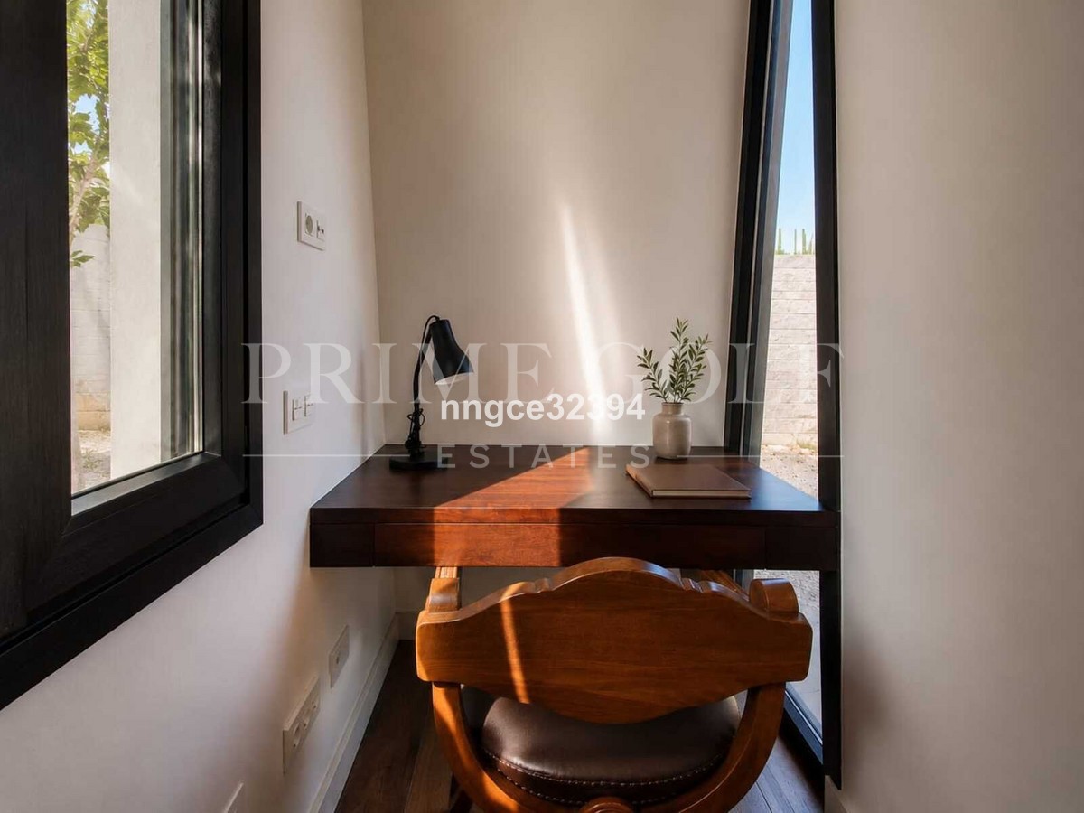 5 bed Villa For Sale in Estepona, Malaga - thumb 35
