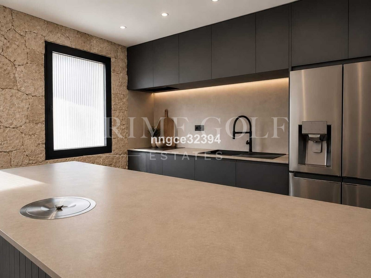 5 bed Villa For Sale in Estepona, Malaga - thumb 45