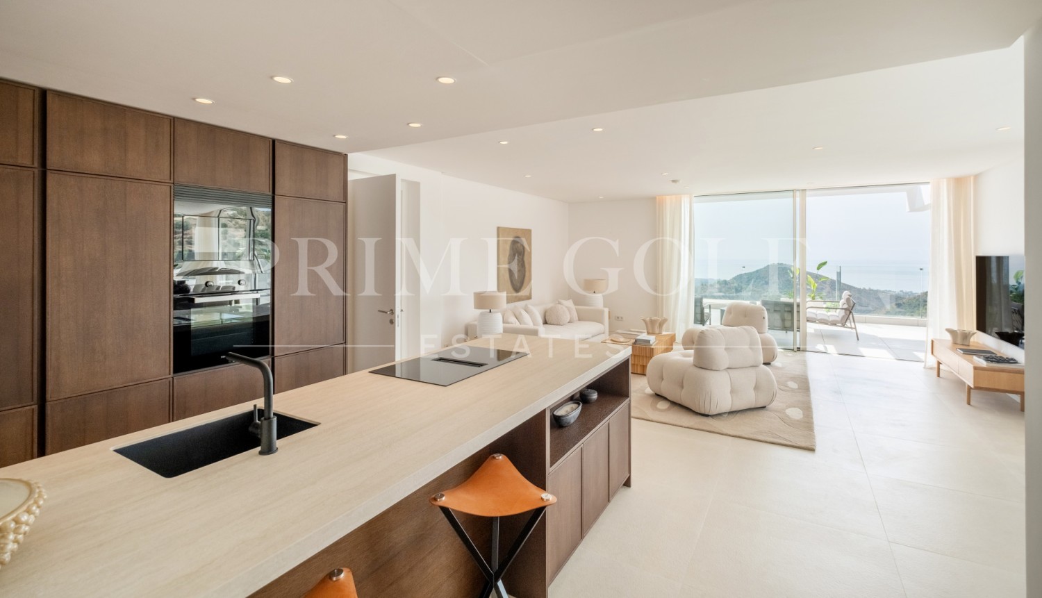 3 bed Penthouse For Sale in Ojen, Malaga - thumb 2