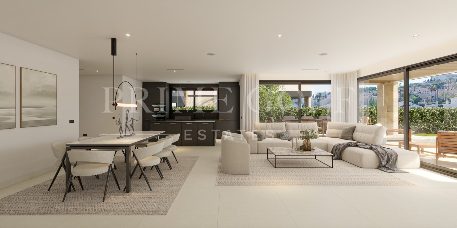 4 bed Villa For Sale in Estepona, Malaga - thumb 2