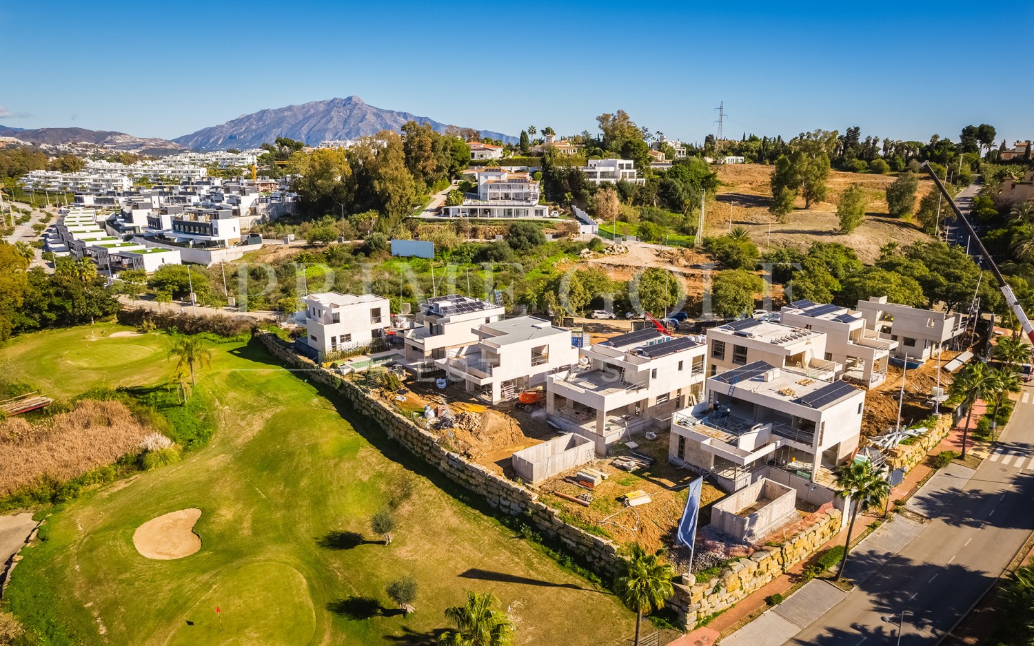 4 bed Villa For Sale in Estepona, Malaga - thumb 11