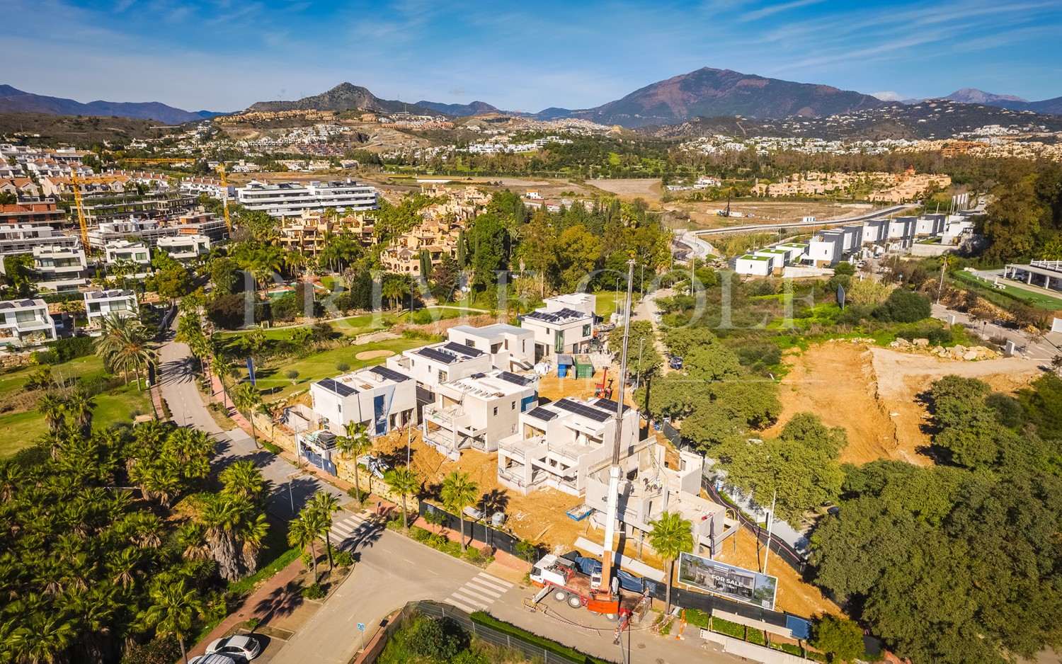 4 bed Villa For Sale in Estepona, Malaga - thumb 12