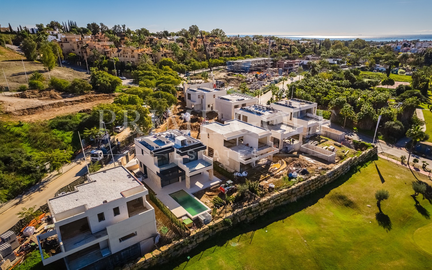 4 bed Villa For Sale in Estepona, Malaga - thumb 13