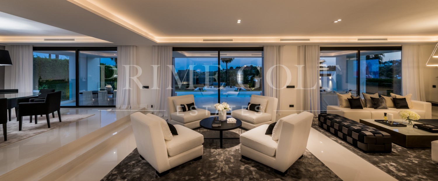 6 bed Villa For Sale in Nueva Andalucia, Malaga - thumb 33