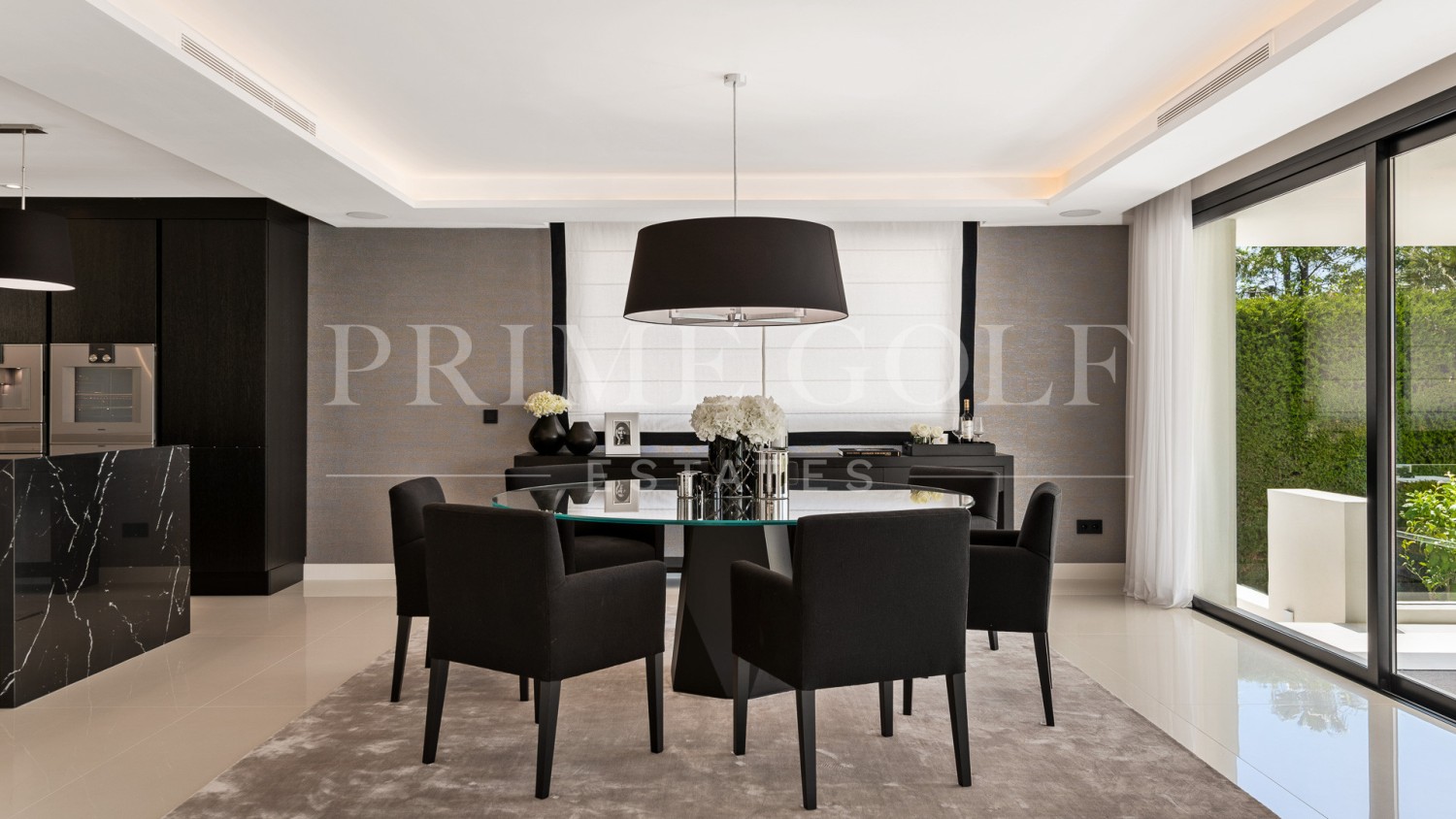 6 bed Villa For Sale in Nueva Andalucia, Malaga - thumb 54